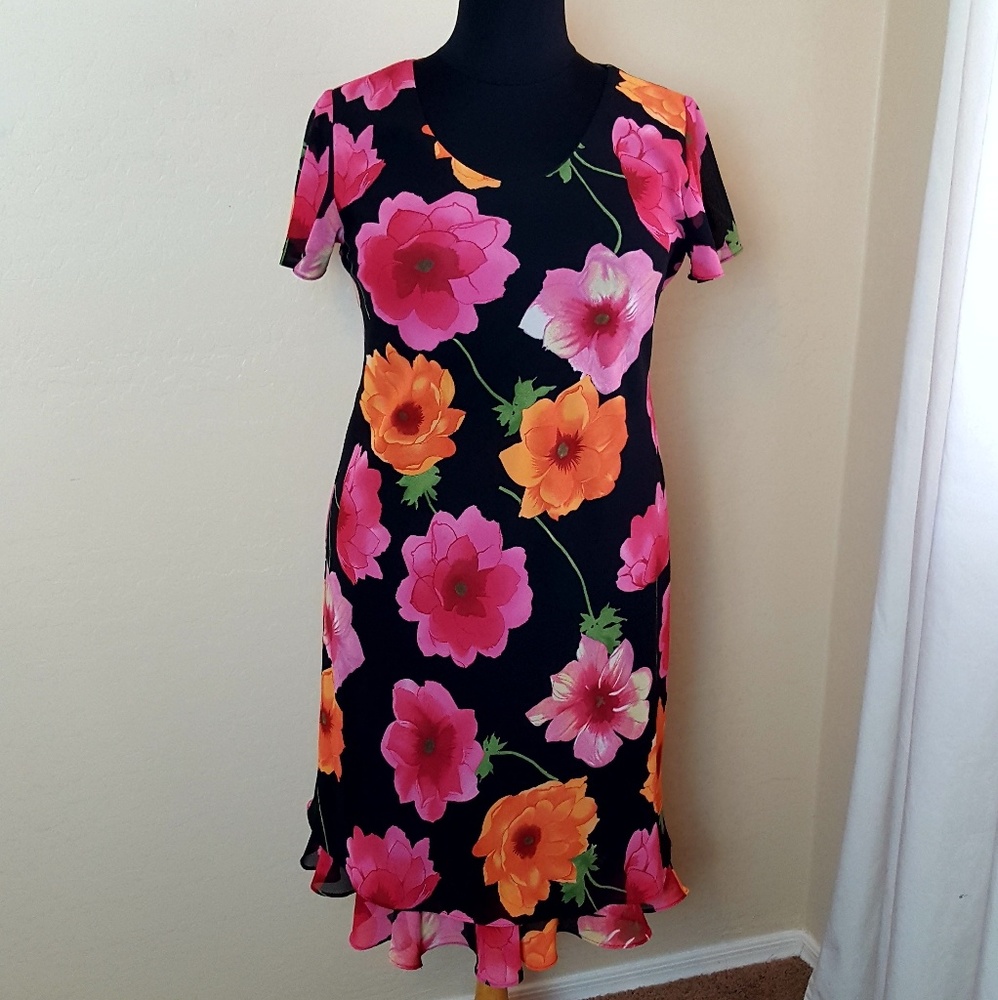 🌸  Miss Dorby Lovely Sheath Dress